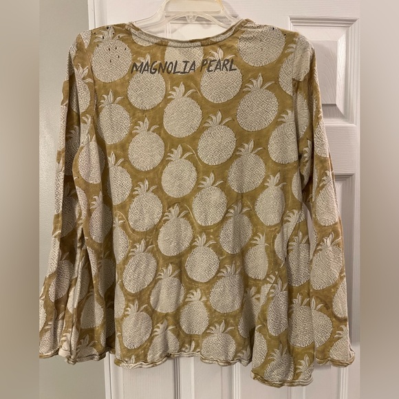 Magnolia Pearl - Picture 2 of 2